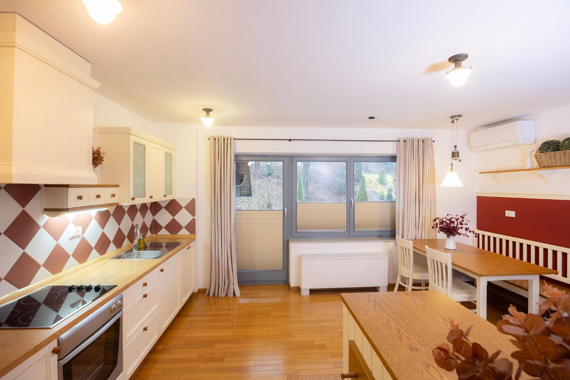 Lakeside Apartments เบลด ภายนอก รูปภาพ