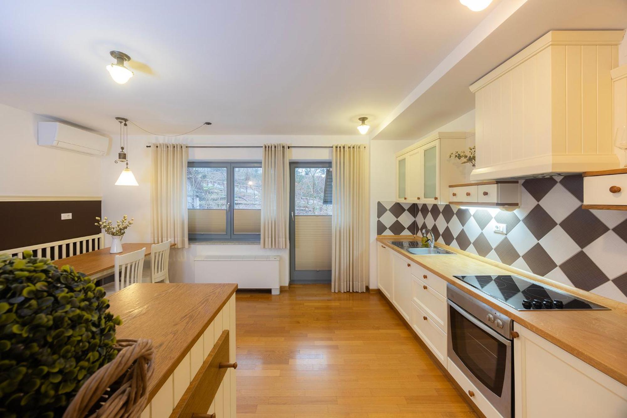 Lakeside Apartments เบลด ภายนอก รูปภาพ